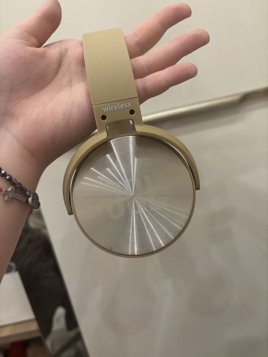 Слушалки JBL wireless  бежави / кафеникави