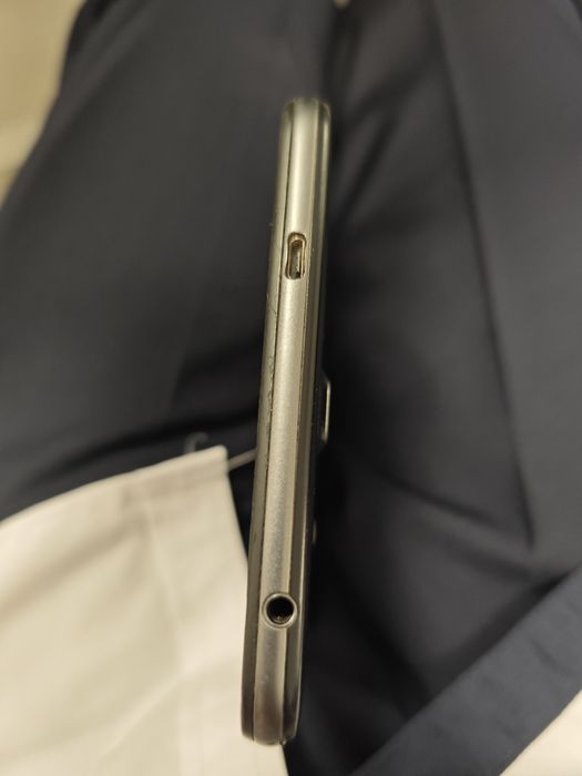 Samsung tab a 6 .