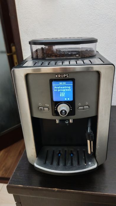 Espressor Krups automat.