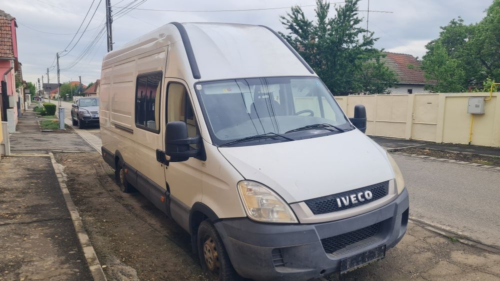 Vând Iveco Daily AUTOMAT