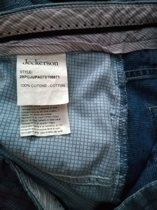 Светли прави дънки- Jeckerson,L; Тъмни накъсани дънки
