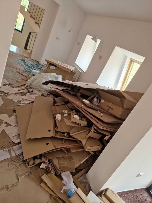 Transport moloz mobila