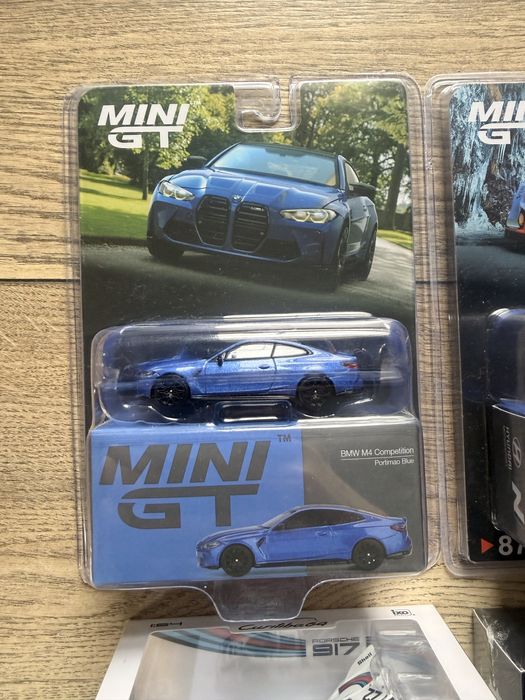 MINI GT умалени модели на коли