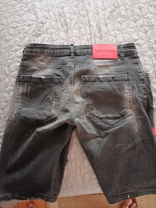 Оригинални Мъжки дънкови гащи на DSQUARED2 размер 46