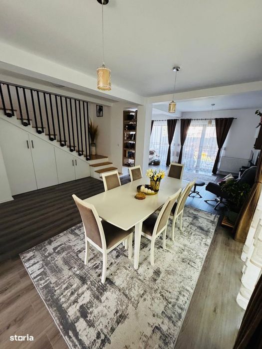 Casa 4 camere, 115 mp utili, 253 mp teren.Sanpetru, Brasov