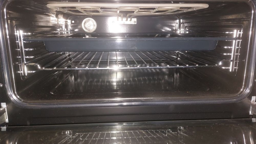 Двойна фурна за вграждане CDA