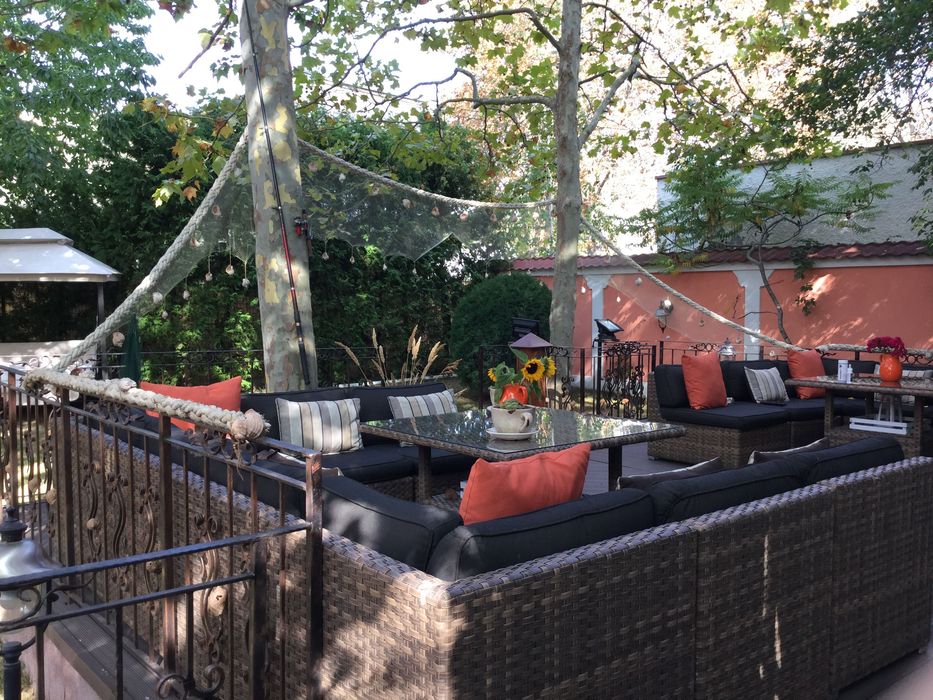 Hotel boutique în Venus, 200 m de plajă – 11 camere, restaurant, teren 1.300 mp
