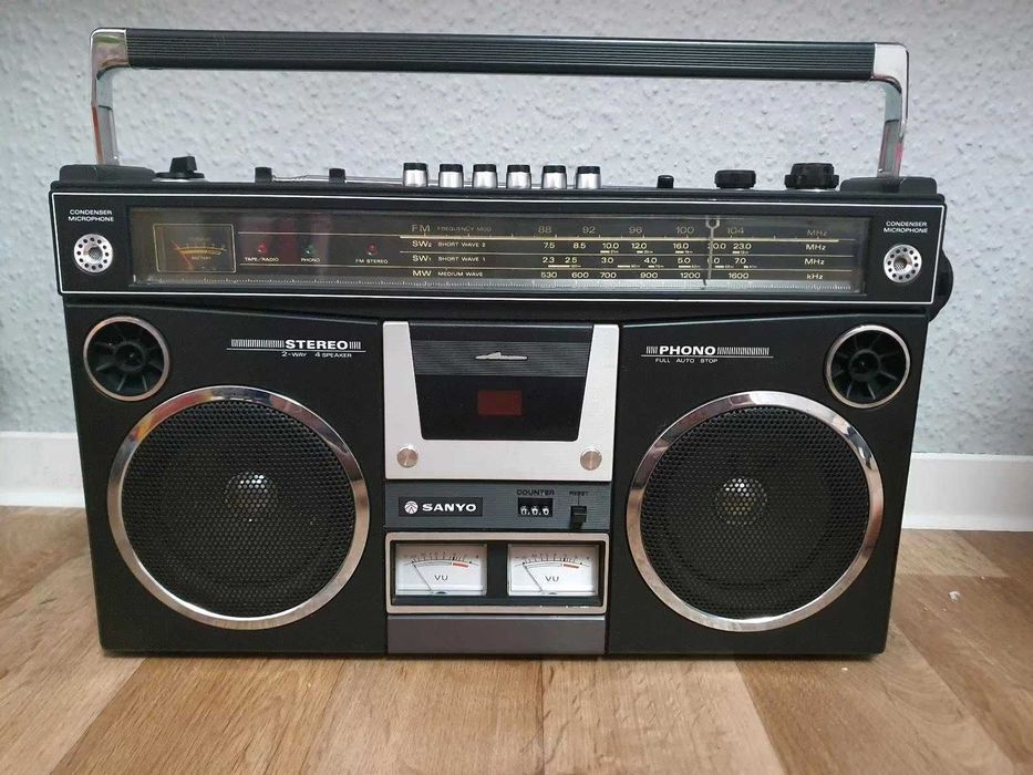 Casetofon Sanyo M-4500