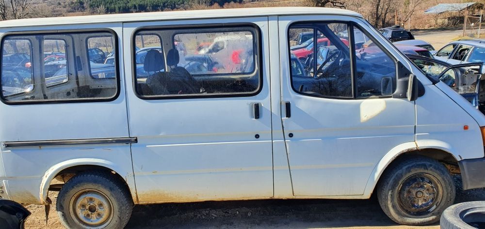 Форд Транзит 2.5 дизел на части