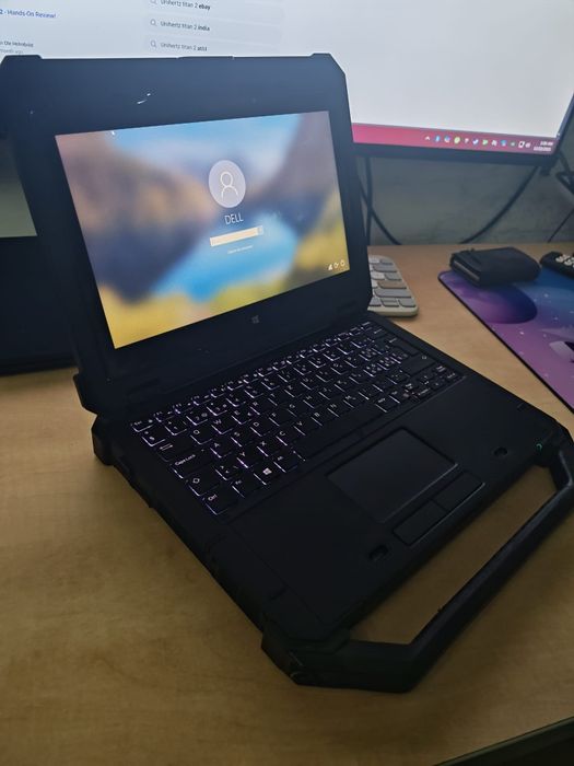 Dell Latitude 12 Rugged Extreme 7214 laptop