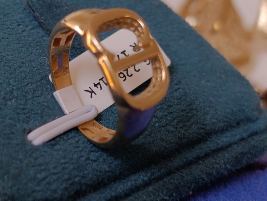 Золотая кольцо Итальянский бренд Christian Dior, производство Турция