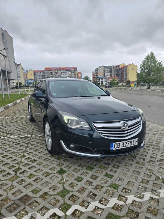 Opel Insignia 1.8 sri LPG