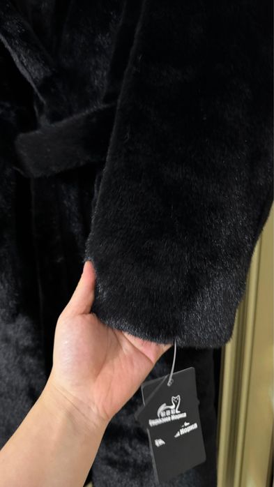 Продам норковую шубу