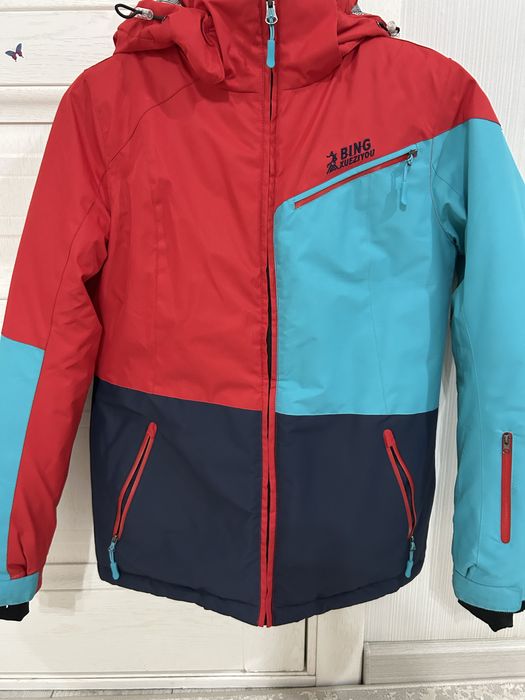 Лыжный костюм, размер S, М. На рост 158см.