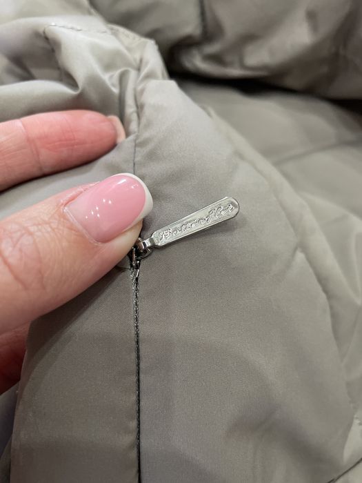 Продам пуховик осень