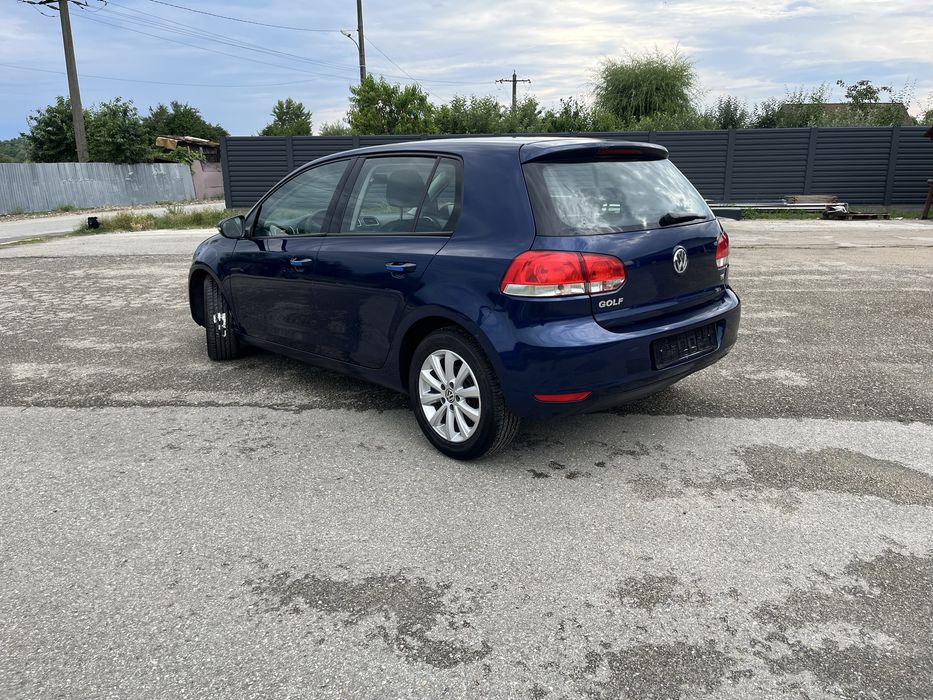 VOLKSWAGEN Golf 2010 — imagine 4