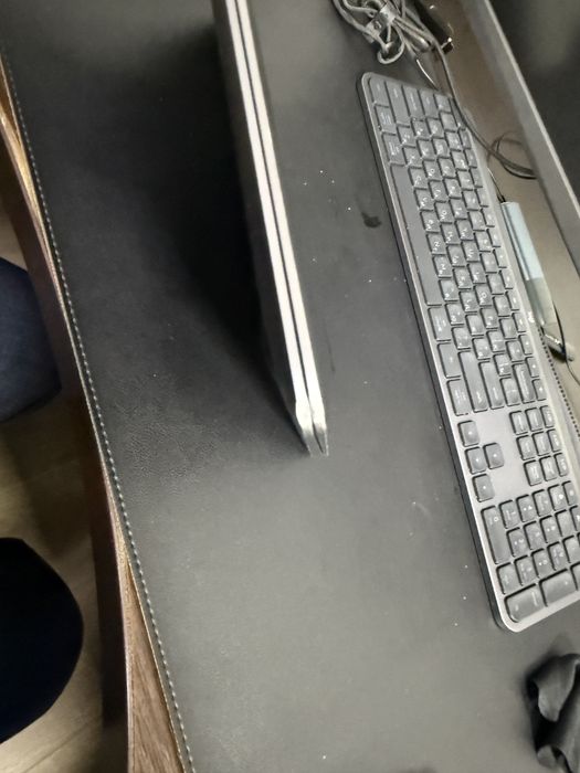 Продам Macbook air M1 16/512