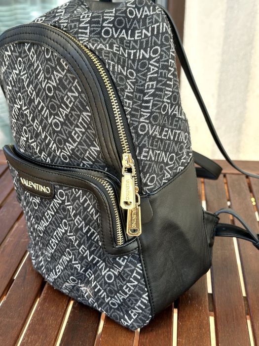 Кожена дамска раница Valentino - Отлично състояние