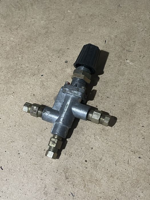 Кран стеклоочистителя зил (воздух)