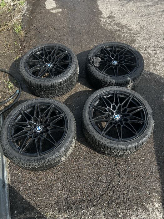 Продам 826 стиль реплика диски с резиной