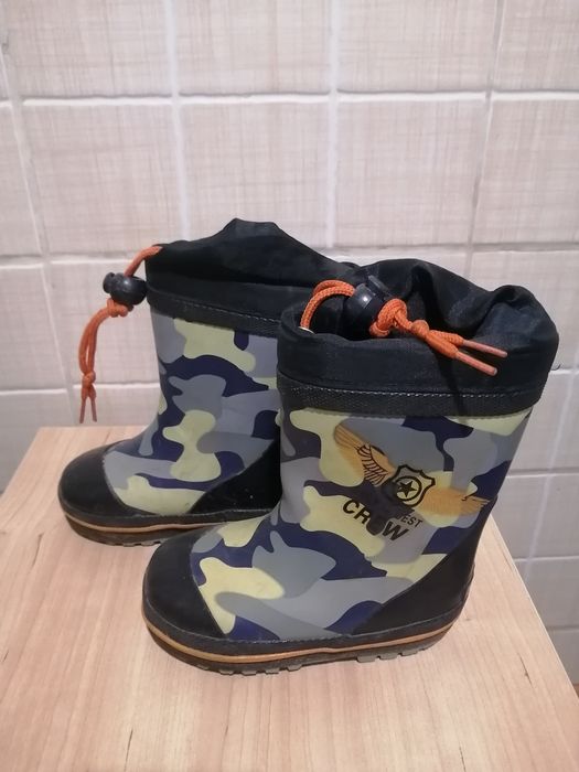 Резиновые сапоги продам