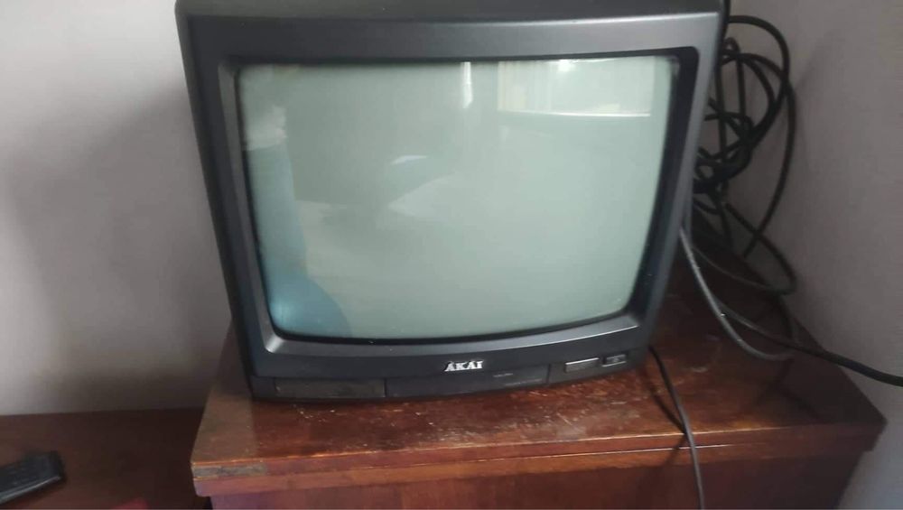 Телевизор AKAI
