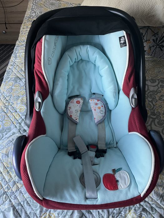 Столче за кола- кошница Maxi-cosi