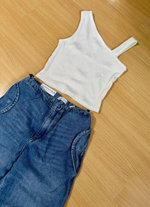 Blugi noi + 1 tricou