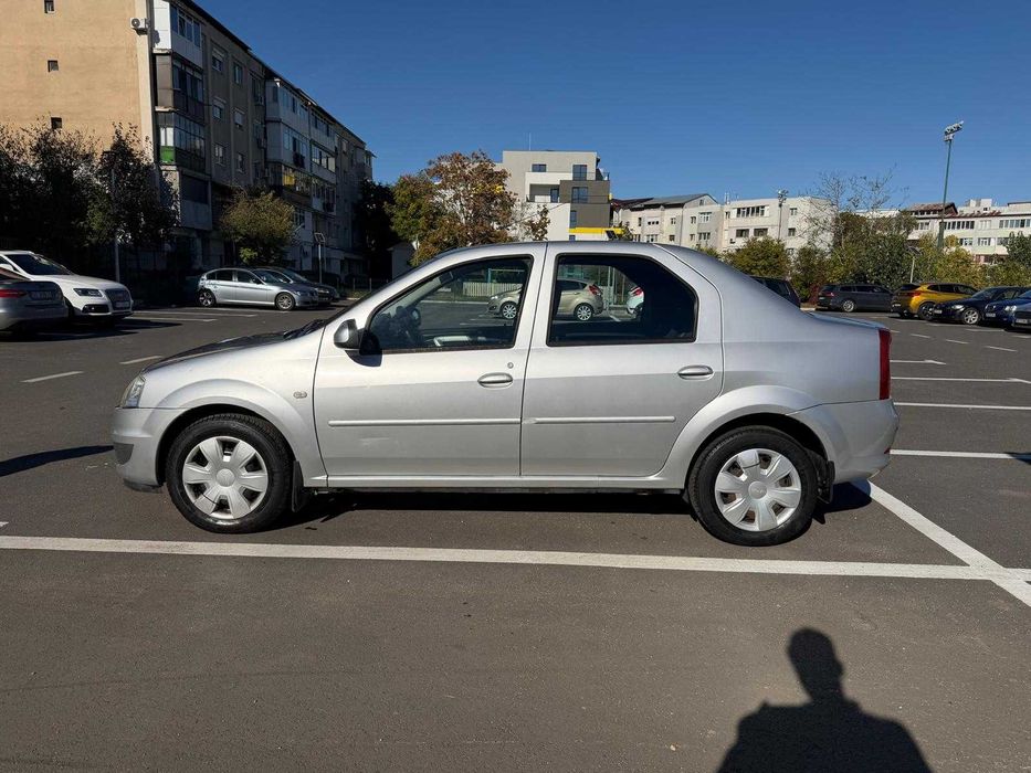 DACIA Logan 2010 — imagine 2