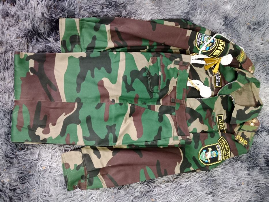 Продается мужская спецодежда