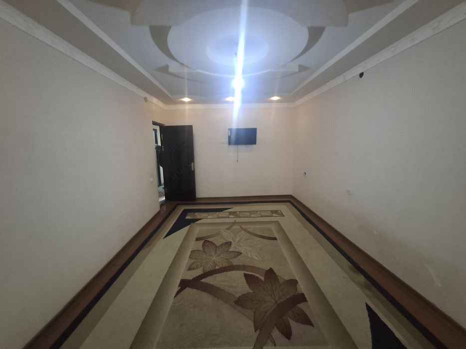 Arenda kvartira Yashnabod tumani Olmos metro oldida 2xona  oilaga beri