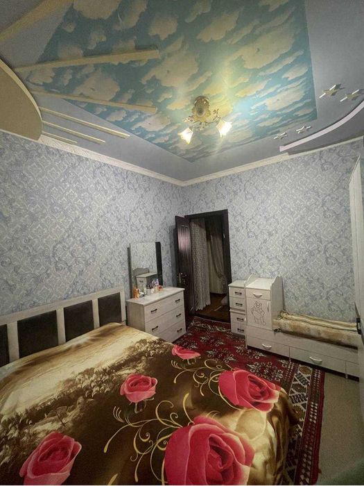 Uy sotiladi sergeli sputnik-16 7-dom Srochnaa 4 xona  83.000