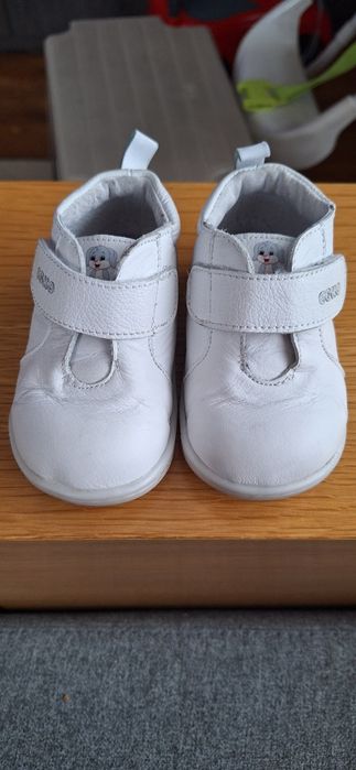 Бебешки  обувки.