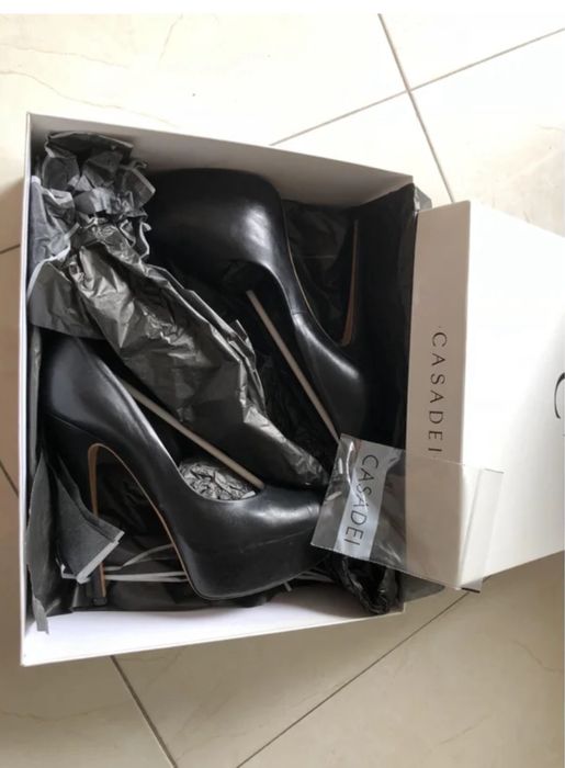 Обувки от Естествена кожа Casadei