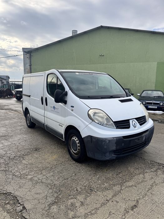 Renault trafic 2.5 motor defect