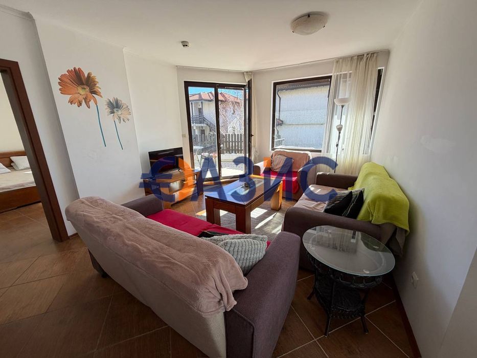 Продава се Тристаен апартамент в с. Кошарица, Област Бургас - 94 кв.м за 483 €/кв.м - Снимка #2