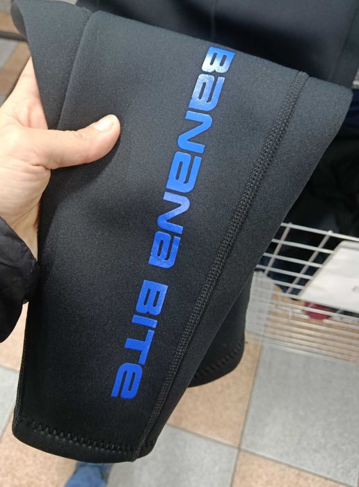Costum neopren Banana Bite - M