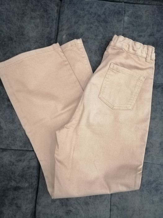 Новые светло коричневые брюки для девочки с резинкой регулировкой на п
