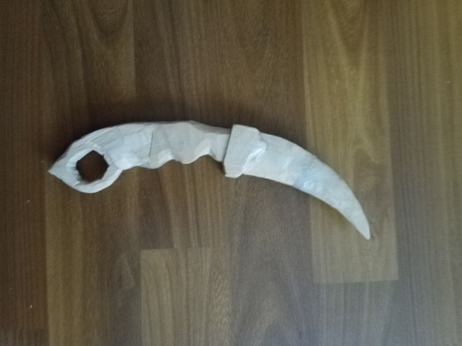 Деревянный керамбит