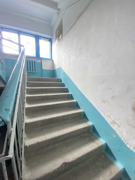 Продаётся 3-комнатная Центр