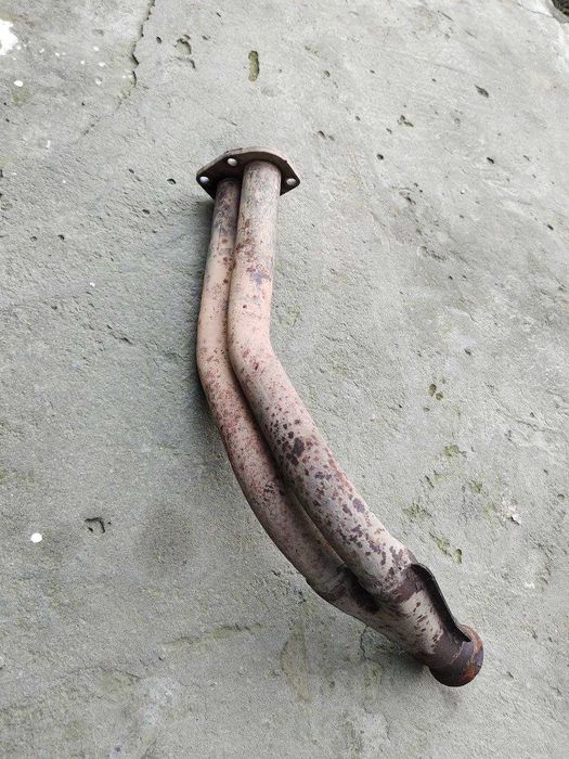 Продаётся глушитель первый часть 2109