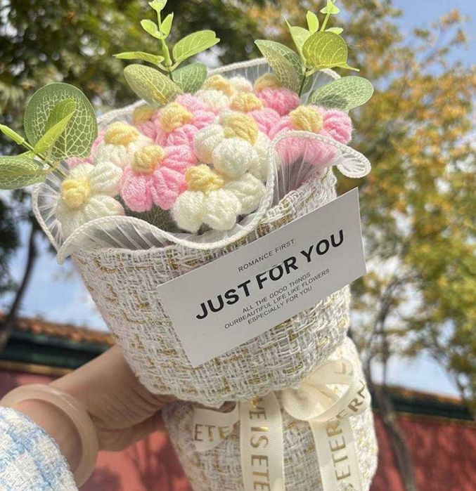 Вязанные цветы из шерсти