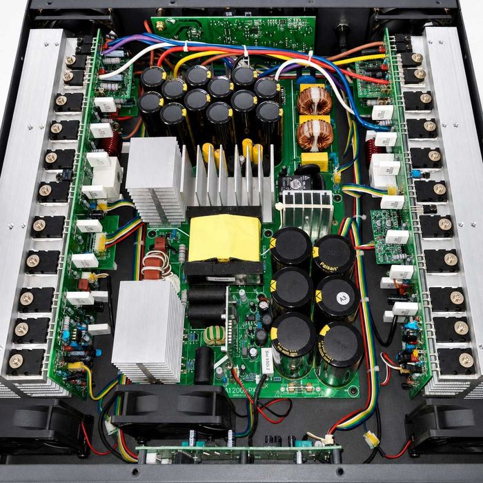 Vând sau schimb boxe cu amplificator și mixer bluetooth