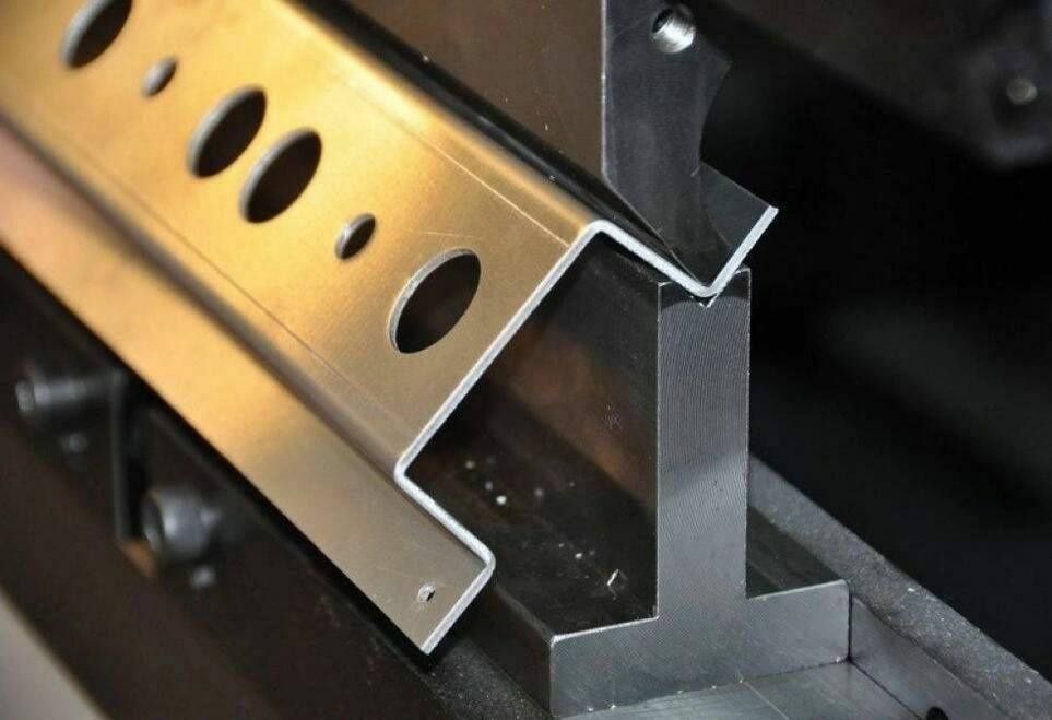 Листогиб ЯНГИ ЧПУ