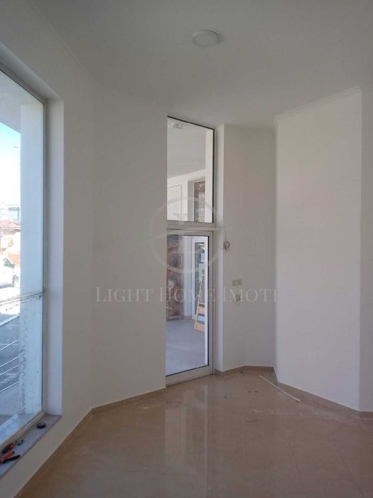 Продава се Магазин в Пловдив, Остромила - 31 кв.м за 3871 €/кв.м - Снимка #4