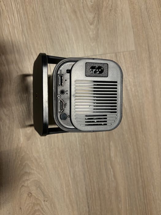 Proiector HY320 Mini