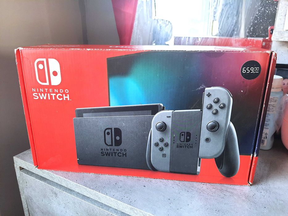 Nintendo Switch v2 - Добре запазена