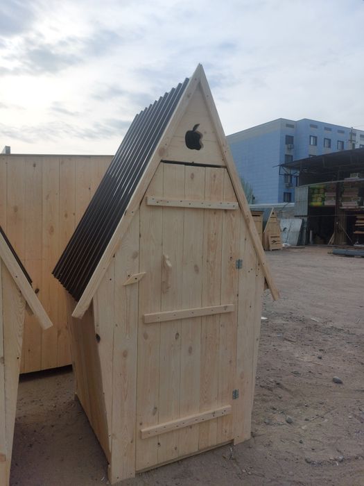 Туалете квадрат и ромбикам