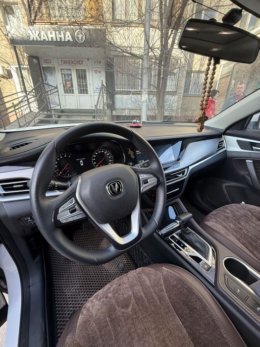 Продам машину Changan CS 35 plus