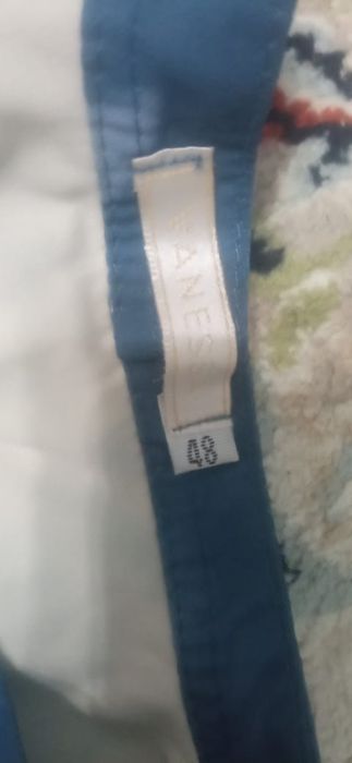 Продам две платья женский